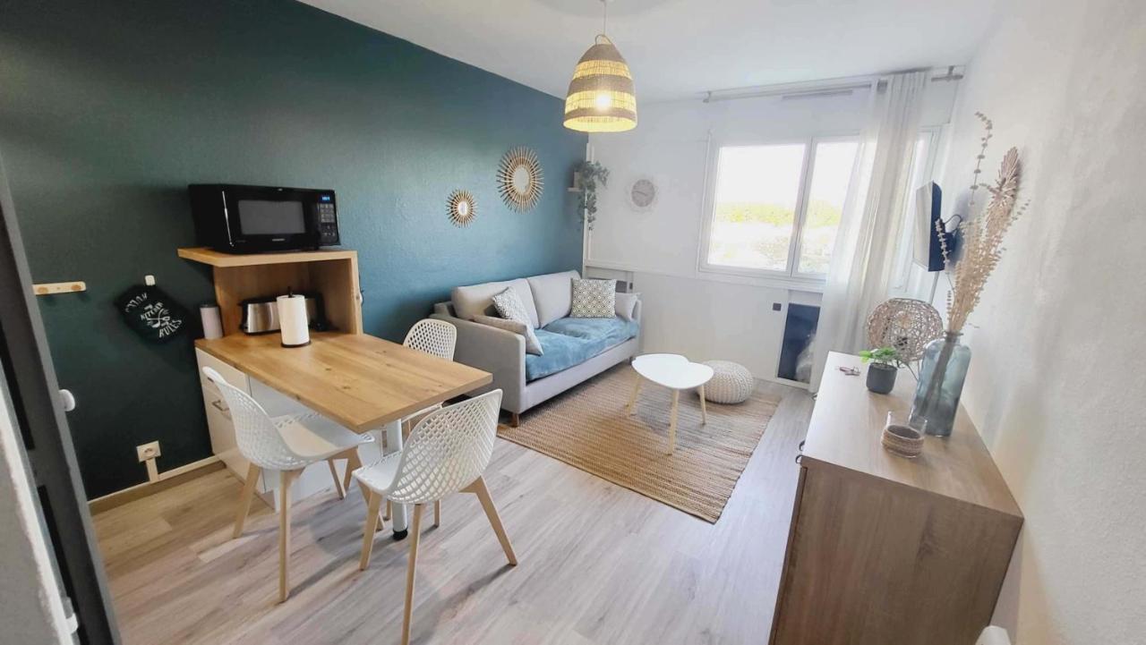 Les Logements De La Base Nautique - 100M De La Plage 圣让-德蒙 外观 照片